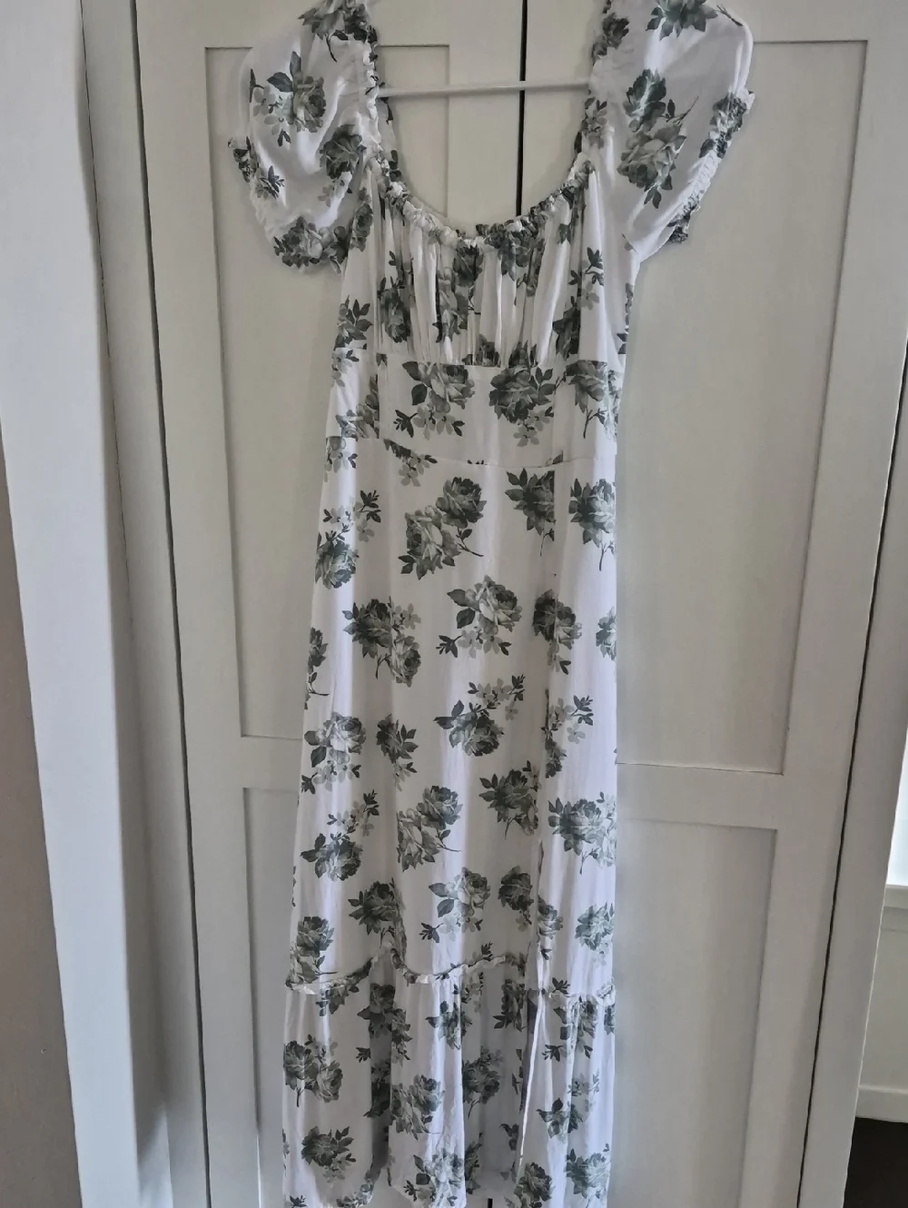 Womens Abercrombie & Fitch Floral DRESS Size Small